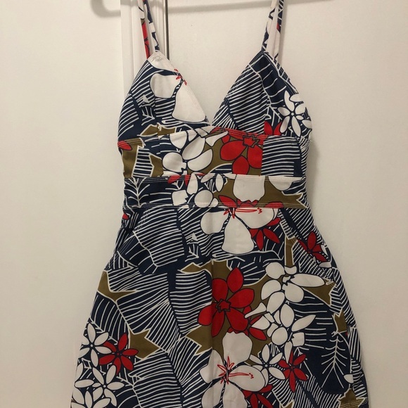 V-neck floral Womens Size Small comfy casual  wear lace tie up spaghetti straps - Picture 1 of 4